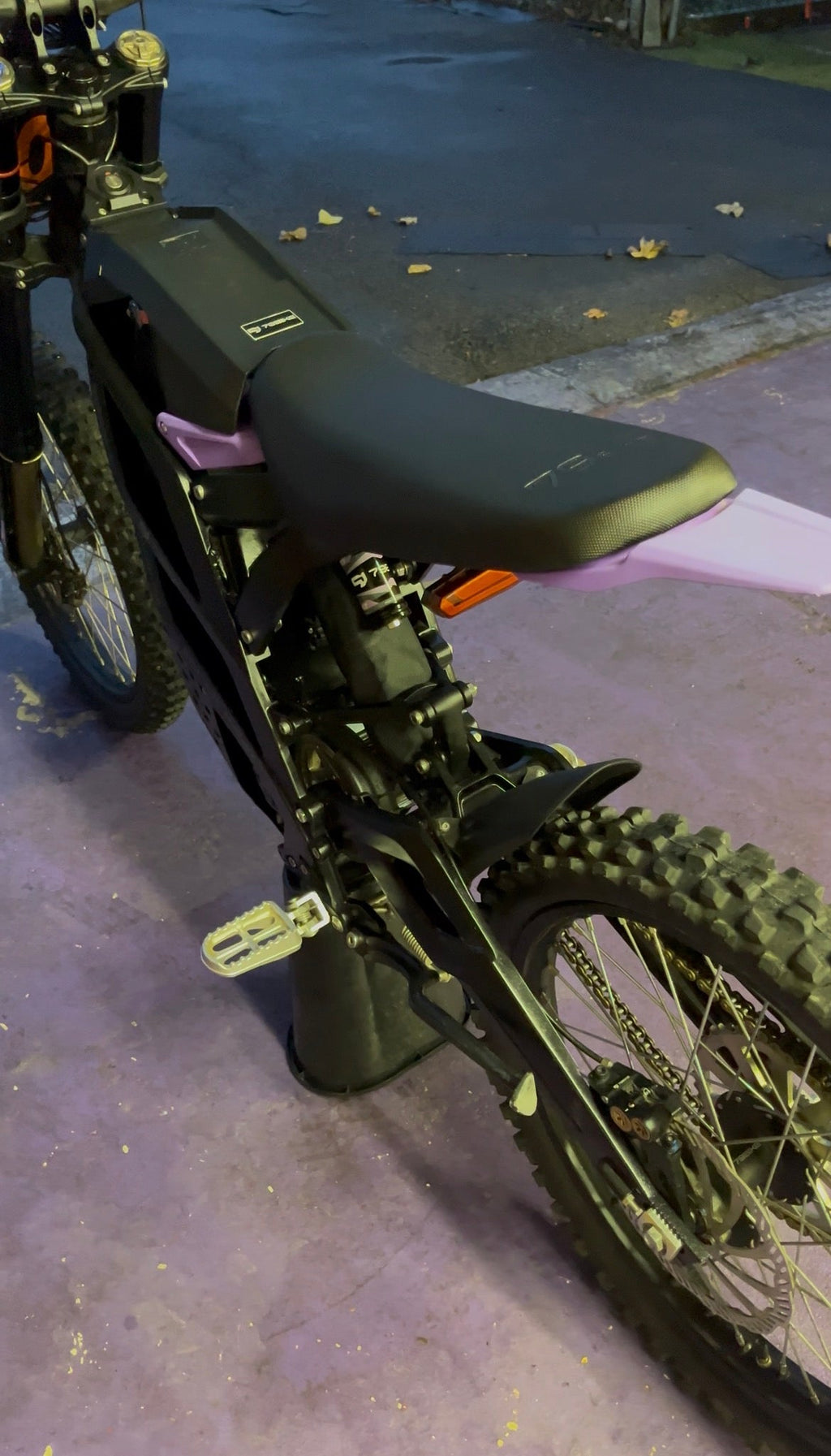 SHOCK COVER